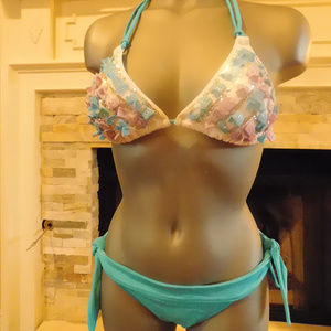 New Victoria Secret Sexy Seashell Bikini S